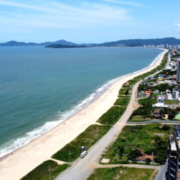 Piçarras: Assinada a ordem de serviço para obras de pavimentação asfáltica no trecho 3 da Estrada Geral da Lagoa