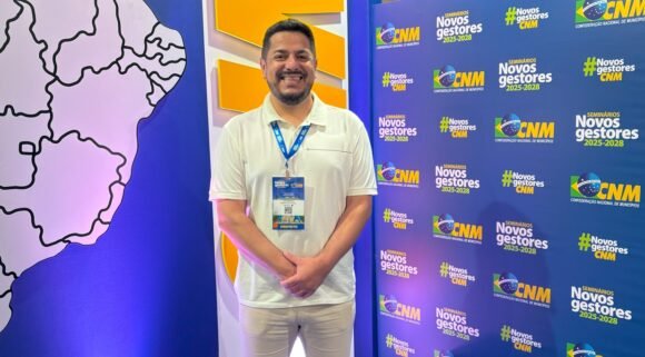 Prefeito eleito de Balneário Piçarras participa do Seminário Novos Gestores, em Brasília (DF)