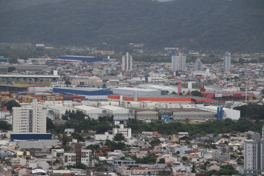 Itajaí é a quarta cidade que mais abriu empresas em 2024 no estado
