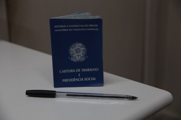 Sine tem mais de 5 mil vagas de emprego em toda Santa Catarina: veja na região