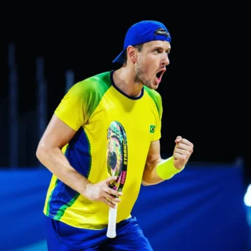 Atleta de Brusque representa Santa Catarina no topo do ranking mundial de beach tennis