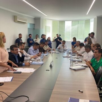 WhatsApp-Image-2025-02-03-at-12.36.55-1-1-1024x768 Tiago Balt é eleito presidente da AMFRI