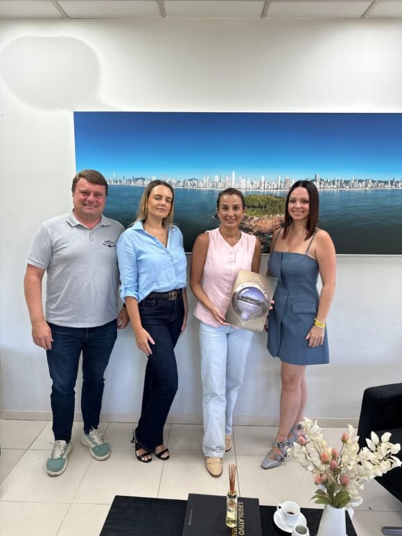 Balneário Camboriú tem a primeira Instalação Portuária de Turismo alfandegada do país