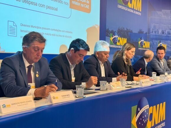 ’Reforma Tributária é prioridade na discussão’, diz Topázio Neto em reunião de prefeitos em Brasília