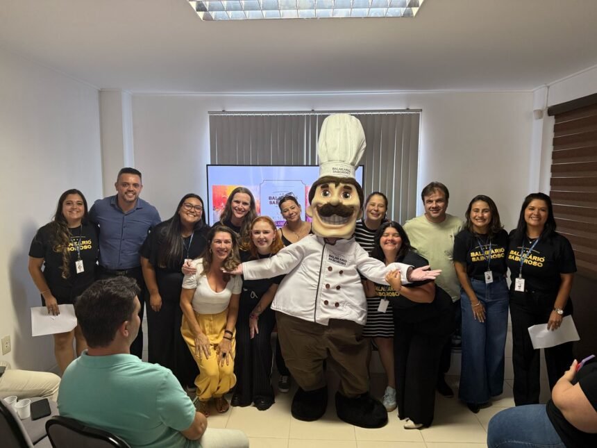 Time BC Convention com o mascote Chefinho 30 restaurantes participam da 16ª edição do festival gastronômico Balneário Saboroso
