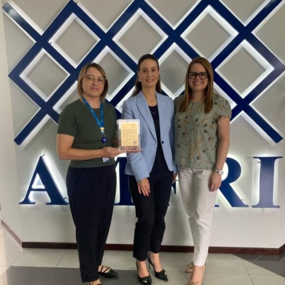 AMFRI conclui programa de proteção de dados pessoais