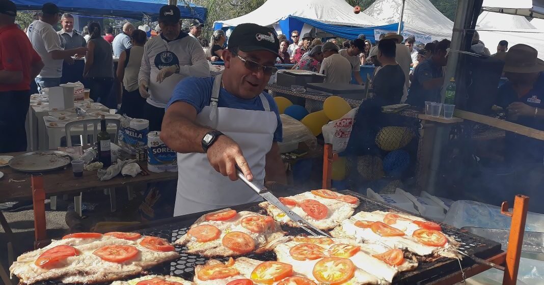Festa do Peixe de Itajaí retorna depois de dois anos e terá 15 toneladas de pescado em gastronomia gratuita