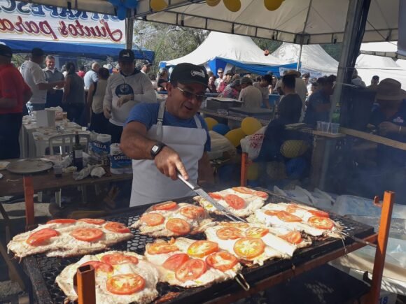 Festa do Peixe de Itajaí retorna depois de dois anos e terá 15 toneladas de pescado em gastronomia gratuita