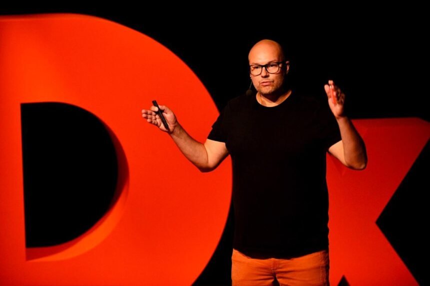 WhatsApp Image 2025-06-26 at 14.18.33 Imersão gratuita para roteiristas de cinema realizada em Bombinhas está com inscrições abertas