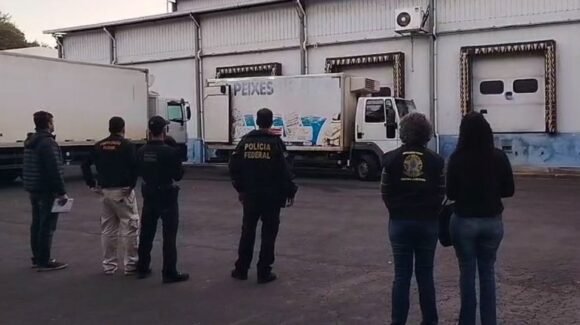 Empresas de pesca da região são alvo de operação da Polícia Federal