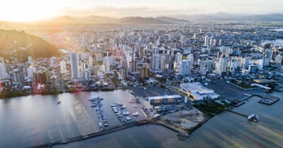 AMFRI e IBAMA capacitam profissionais para gestão ambiental e processos de licenciamentos