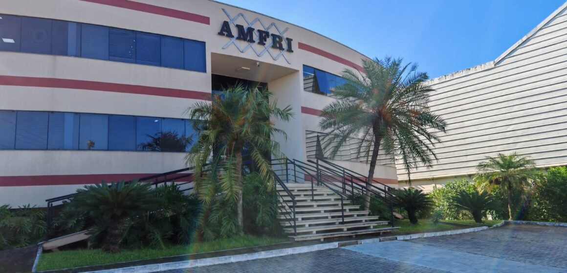 AMFRI: Gestão compartilhada, desenvolvimento multiplicado