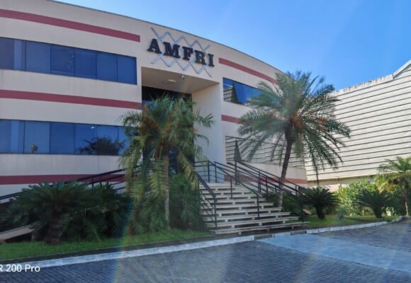 AMFRI: Gestão compartilhada, desenvolvimento multiplicado