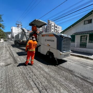WN3VB6DF Prefeitura de Balneário Camboriú inicia fresagem da Avenida do Estado nesta terça-feira