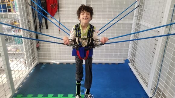 WhatsApp Image 2025-10-29 at 08.36.39 Catarinenses lançam campanha “Missão México” para tratamento do filho com síndrome rara