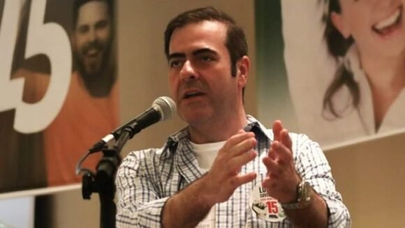 “Ou o partido volta a ser grande, ou aceitará, pouco a pouco, a irrelevância”, declara em nota o presidente do MDB catarinense