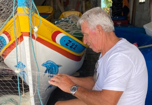 Guardiões do mar mantêm viva a história da tainha em Bombinhas