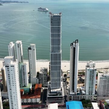 WhatsApp Image 2026-05-28 at 16.03.37 (1) Primeiro residencial Tonino Lamborghini do mundo é entregue em Balneário Camboriú e reforça avanço dos branded residences no Brasil