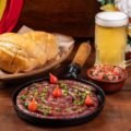 Passeio Bier Fest reúne gastronomia, música e tradição alemã em Balneário Camboriú